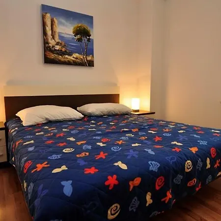 Pava - Beautiful Terrace & Parking *